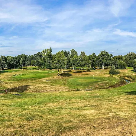 2 Bedroom Gorgeous In