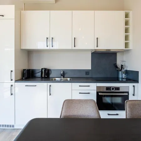 2 Bedroom Gorgeous In Voorthuizen