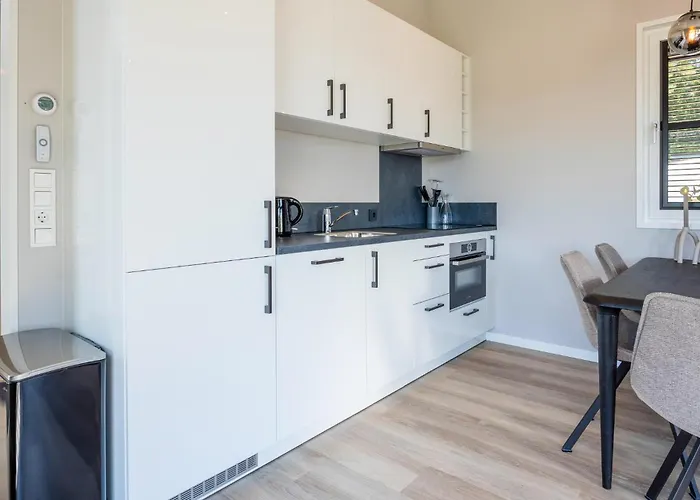 2 Bedroom Gorgeous In Voorthuizen