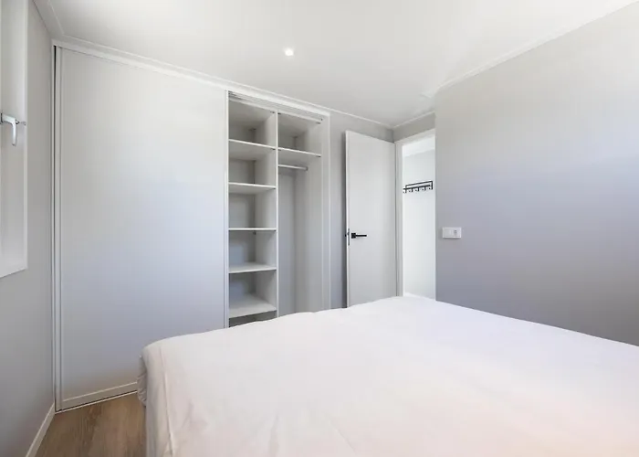 2 Bedroom Gorgeous In Hébergement de vacances