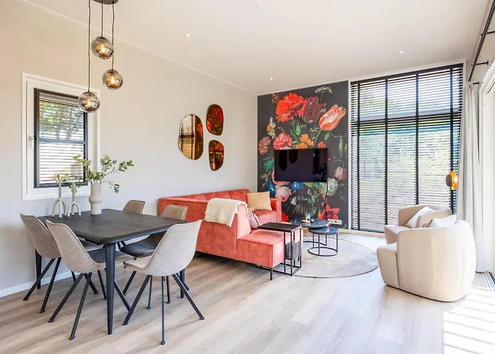 2 Bedroom Gorgeous In