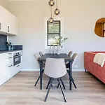 Dom wakacyjny 2 Bedroom Gorgeous In *